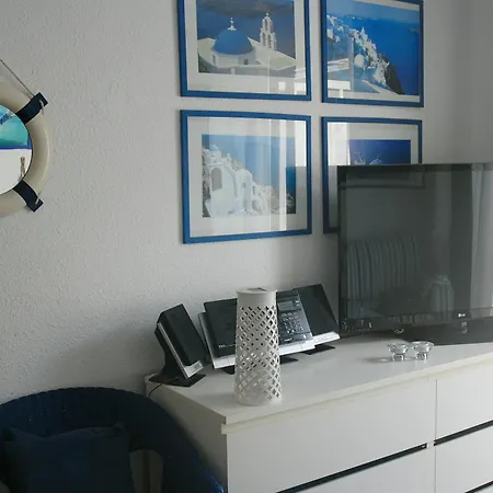 With 2 Bedrooms In Arona, With Wonderful Mountain View, Pool شقة *